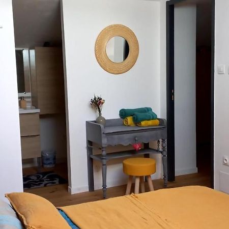 Charmant Logement Avec Terrasse Salinelles Экстерьер фото