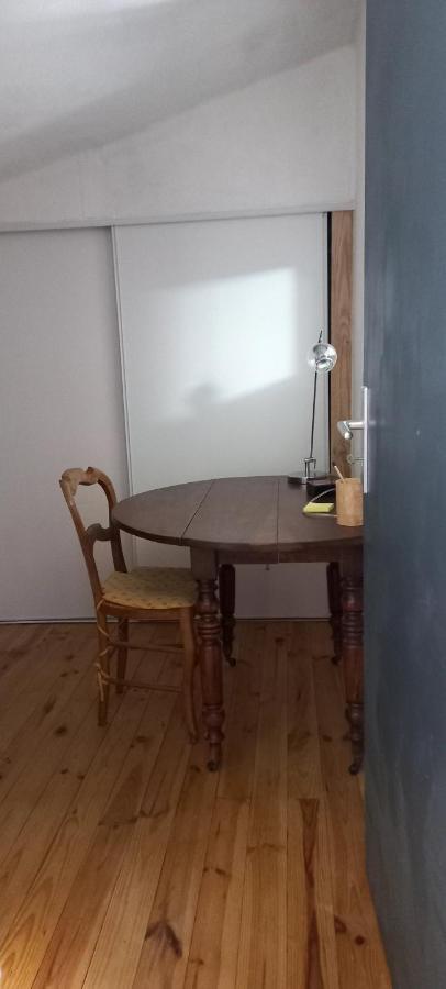 Charmant Logement Avec Terrasse Salinelles Экстерьер фото
